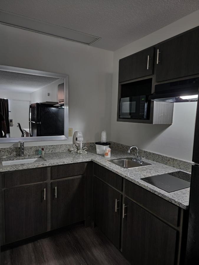 Suburban Studios Cookeville Luaran gambar