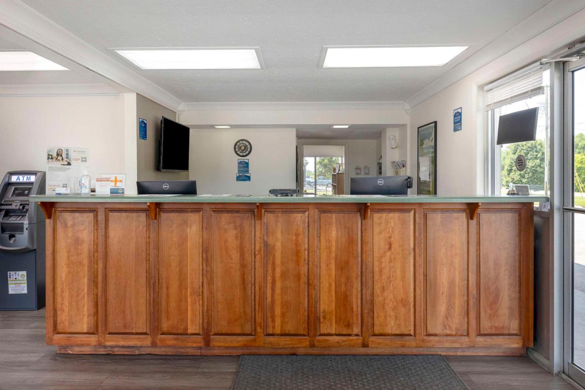 Suburban Studios Cookeville Luaran gambar